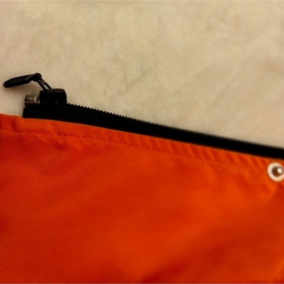 Mistror Image women's hoodie rain jacket. M - Picture 8 of 8